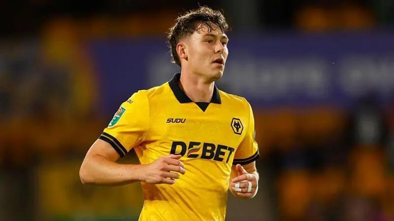 华体会APP-DO:目前只有利兹联报价尤尔根-拉森,狼队倾向留住该球员