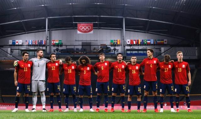 1627209812770003432.jpg E7ItGv6XoAAJS1C.jpg