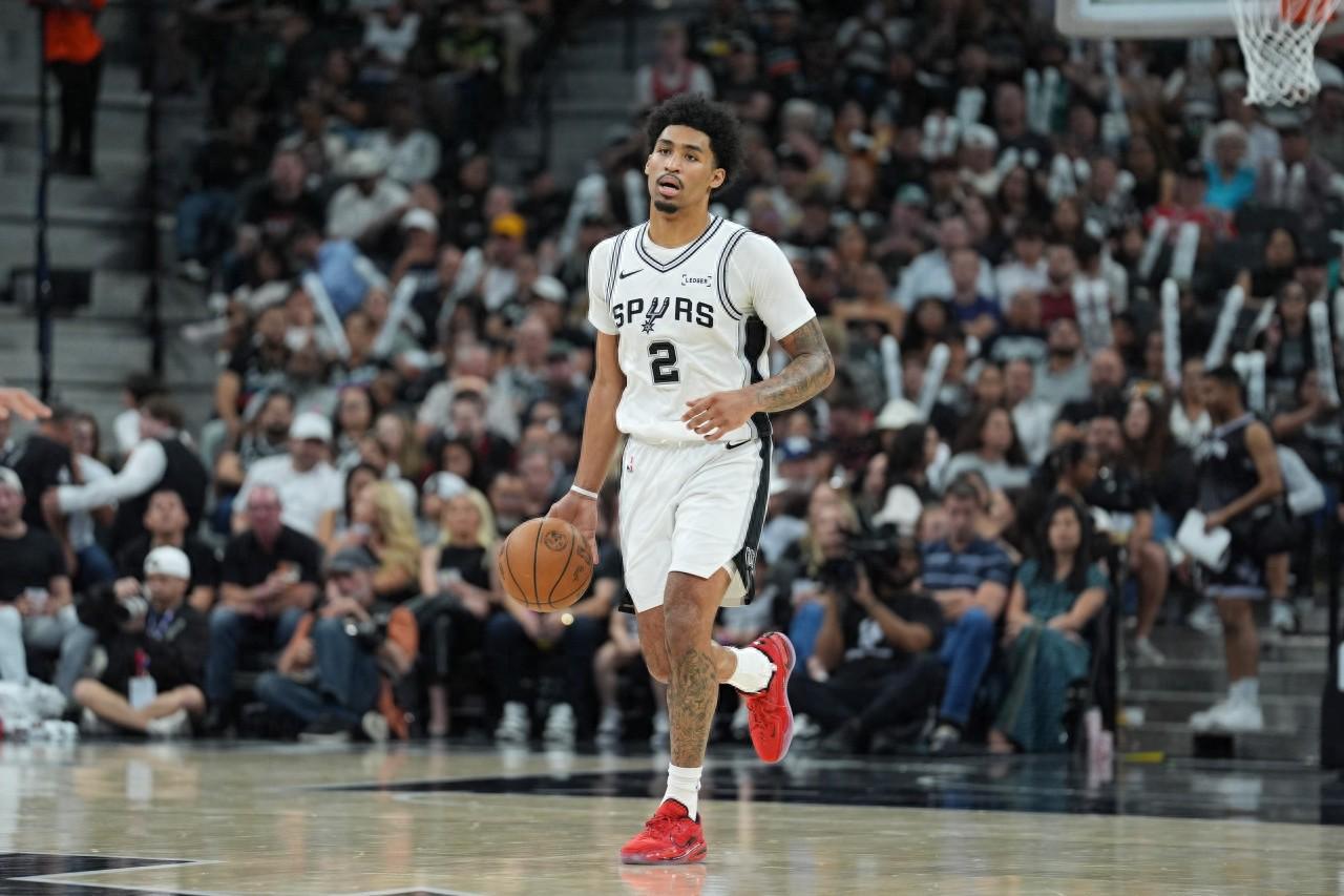 HuaTiHui-就在今天，老大不在，20岁哈珀爆发，创造80年NBA独一无二的纪录